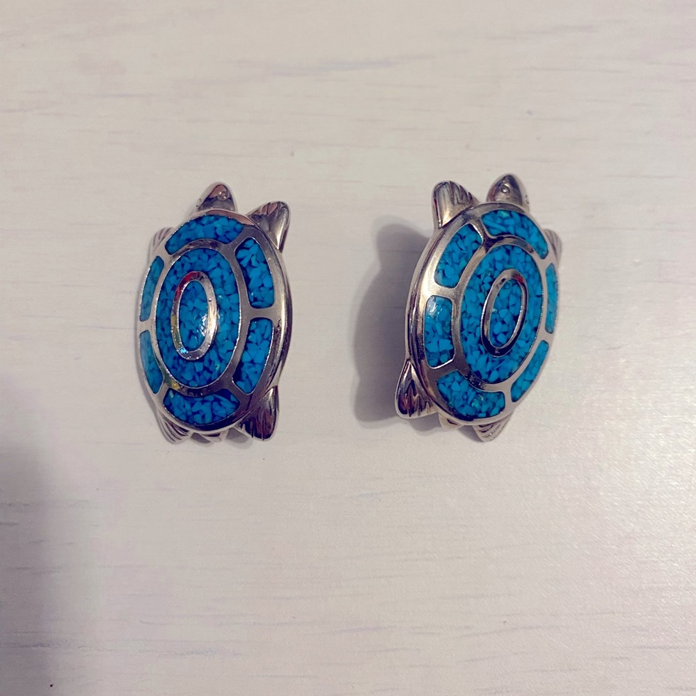 Vintage Trifari Turtle Clip On Earrings Silver Tone Faux Turquoise